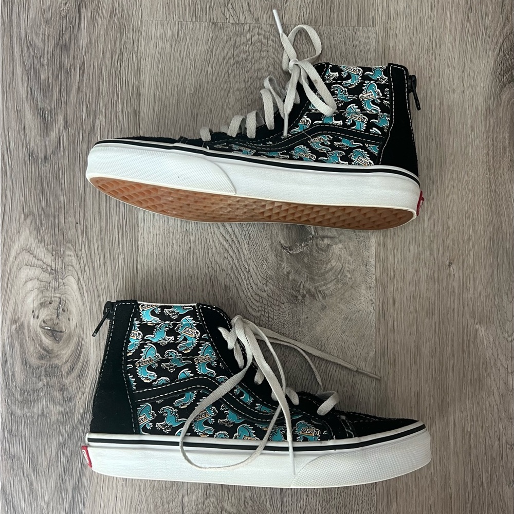 VANS off the Wall Youth Size 3  Dinosaur Back Zipper High Top